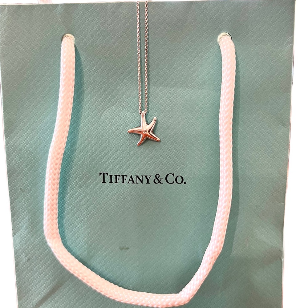 TIFFANY & CO Elsa Peretti Starfish Necklace